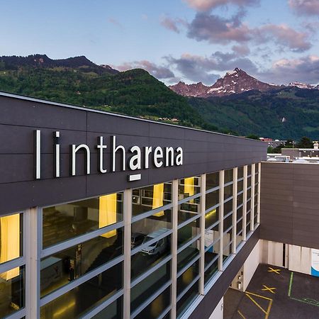 Lintharena Ag Hotel Nafels Ngoại thất bức ảnh